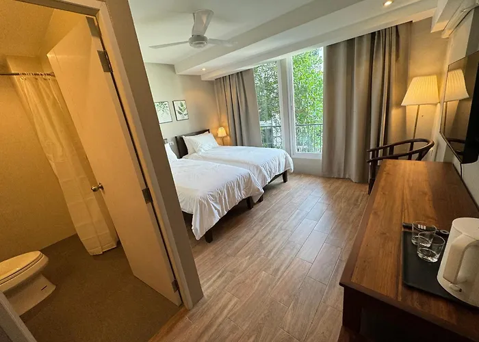 Hotel Rimm49 *